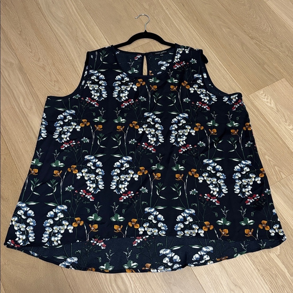 037 MARIO SERRANI (XXL) Floral Sleeveless Blouse Italy Navy Key Hole Back Hi-Lo - Picture 7 of 15